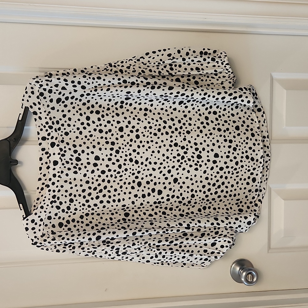 Polka dot top